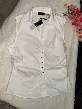 NWT Tahari White Sleeveless Button-Front Collared Blouse Size MP